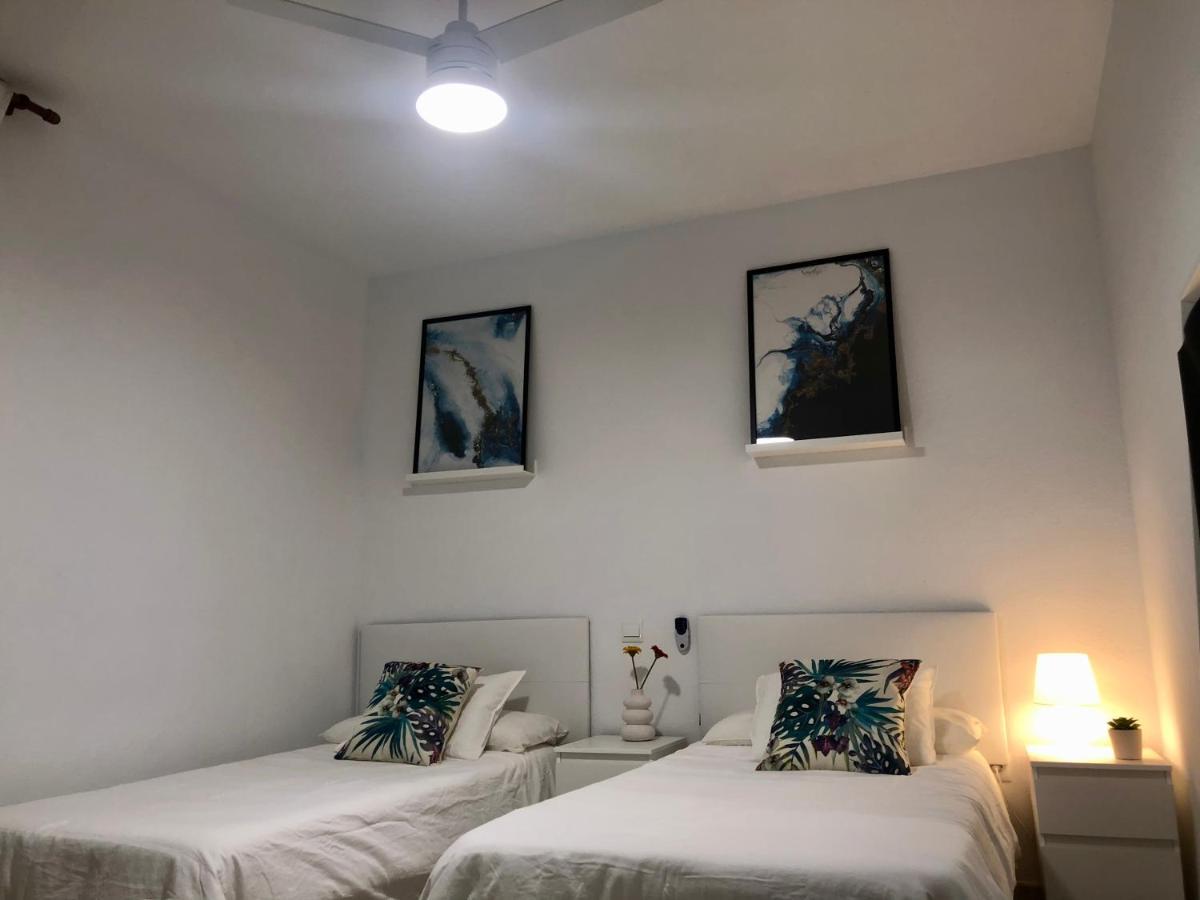 Carihuela Playa, Torremolinos Appartement Buitenkant foto